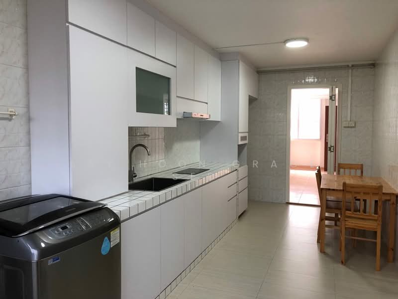 159 Bedok South Avenue 3, 159 Bedok South Avenue 3, 3 Bedrooms, 1,130 sqft, HDB Flat For Rent, by Lay Hoon Grace Ser, 22244897 - Kitchen & Dining Area - PropertyGuru.com.sg