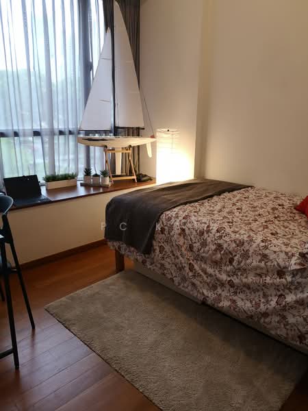 Treasure on Balmoral, 5 Balmoral Road, 3 Bedrooms, 2,670 sqft, Apartment For Rent, by PC Kat, 22248877 - 3rd Bedroom - PropertyGuru.com.sg