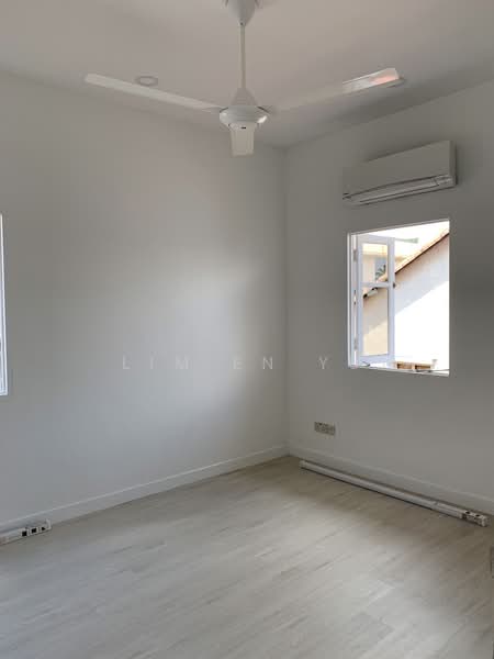 Semi-D at Hua Guan Avenue, Hua Guan Avenue, 3 Bedrooms, 2,500 sqft, Semi-Detached House For Rent, by Lim En Yu, 22250564 - Common Room 2 - PropertyGuru.com.sg