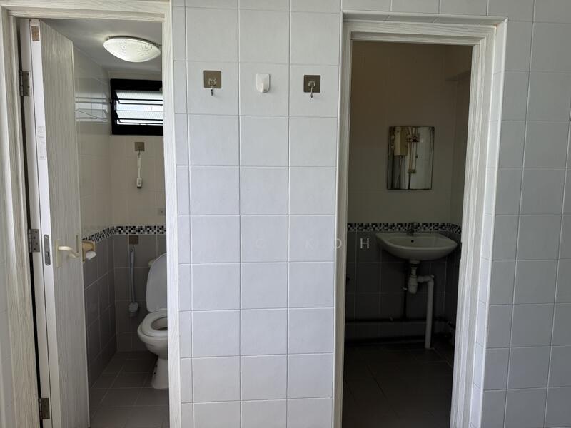 Spilt Cubicle Toilet in KItchen