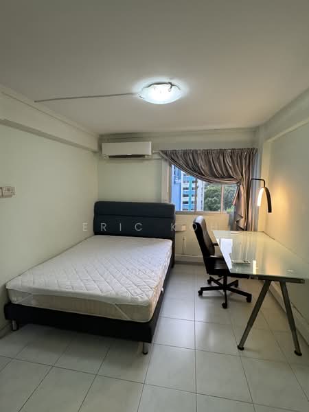 22 Telok Blangah Crescent, 22 Telok Blangah Crescent, 2 Bedrooms, 744 sqft, HDB Flat For Rent, by Eric Koh, 22251374 - Master Bedroom - PropertyGuru.com.sg