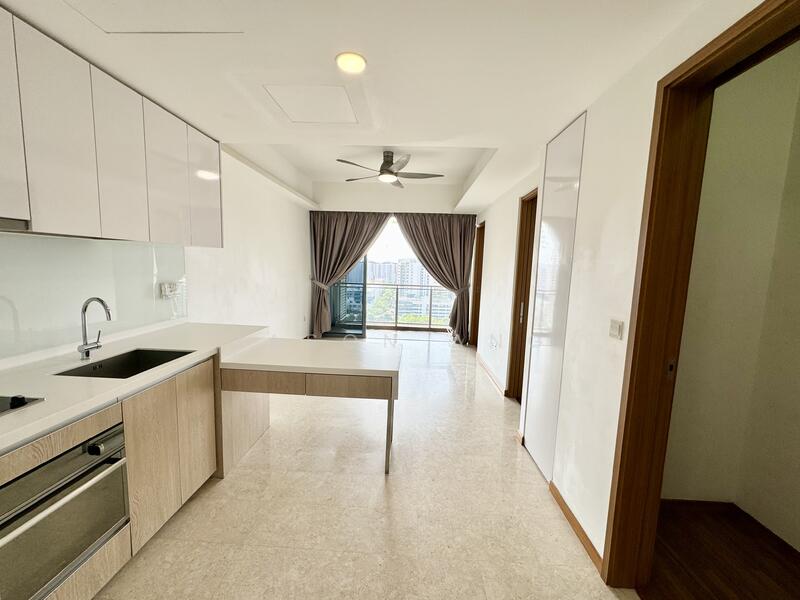 Spacious living and dining area