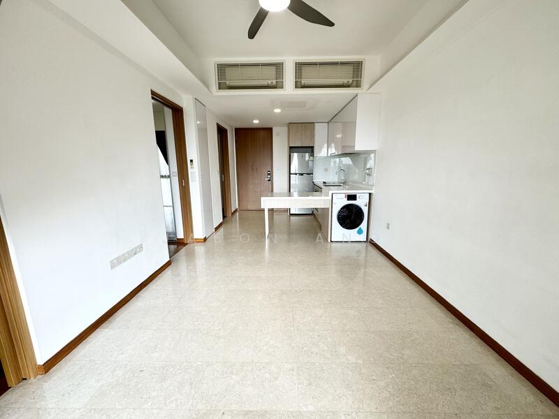 Spacious living and dining area