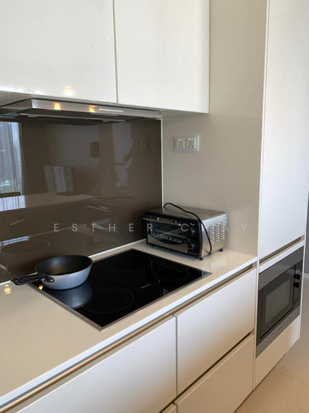 Scotts Square, 8 Scotts Road, 1 Bedroom, 635 sqft, Condominium For Rent, by Esther Chay, 22261656 - PropertyGuru.com.sg