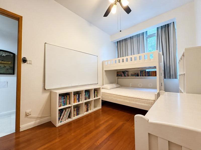 Cairnhill Crest, 2 Cairnhill Circle, Orchard / River Valley, 4 Bedrooms, 2,637 sqft, Condominium For Sale, by Frederick Foo, 22265961 - Bedroom 2 - PropertyGuru.com.sg