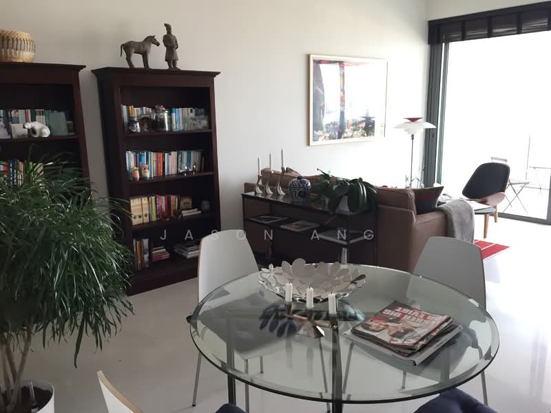 Concourse Skyline, 300 Beach Road, 2 Bedrooms, 1,163 sqft, Condominium For Rent, by Jason Ang, 22275974 - Spacious living and dining area - PropertyGuru.com.sg