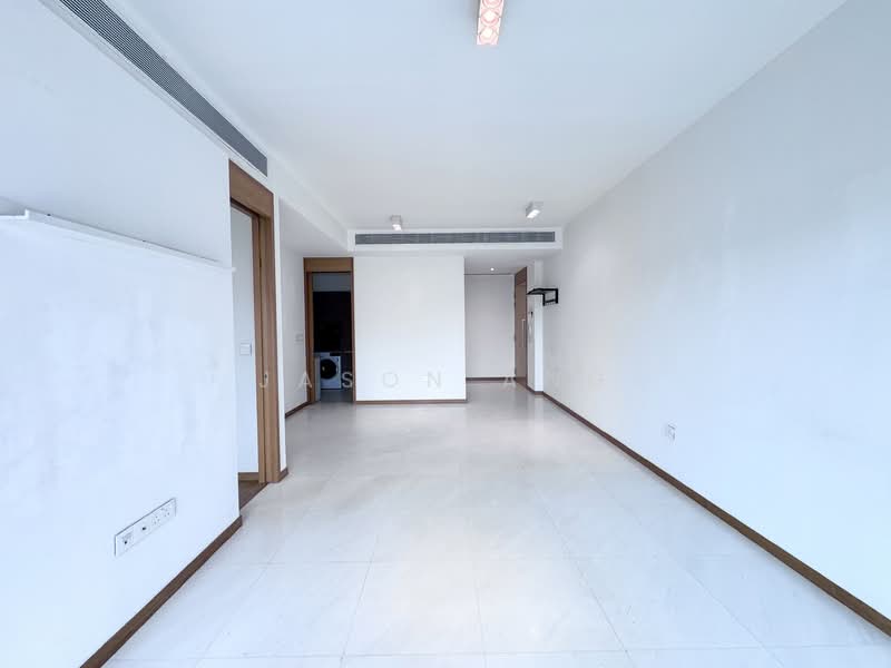 Concourse Skyline, 300 Beach Road, 2 Bedrooms, 1,163 sqft, Condominium For Rent, by Jason Ang, 22275974 - Spacious living and dining area - PropertyGuru.com.sg