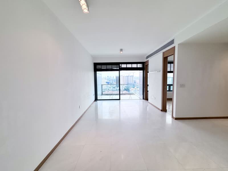 Concourse Skyline, 300 Beach Road, 2 Bedrooms, 1,163 sqft, Condominium For Rent, by Jason Ang, 22275974 - Spacious living and dining area - PropertyGuru.com.sg