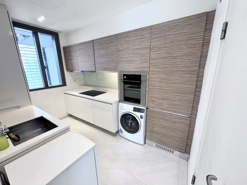 Concourse Skyline, 300 Beach Road, 2 Bedrooms, 1,163 sqft, Condominium For Rent, by Jason Ang, 22275974 - Kitchen area - PropertyGuru.com.sg