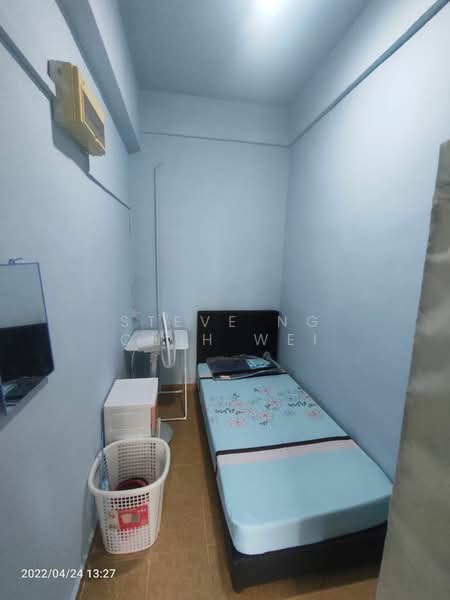 For Rent - Queensway Tower