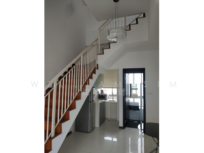 For Rent - Tyrwhitt 139