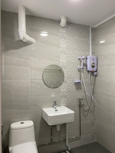 216 Petir Road, 216 Petir Road, 2 Bedrooms, 785 sqft, HDB Flat For Rent, by Erlinda Efendi, 22288970 - PropertyGuru.com.sg