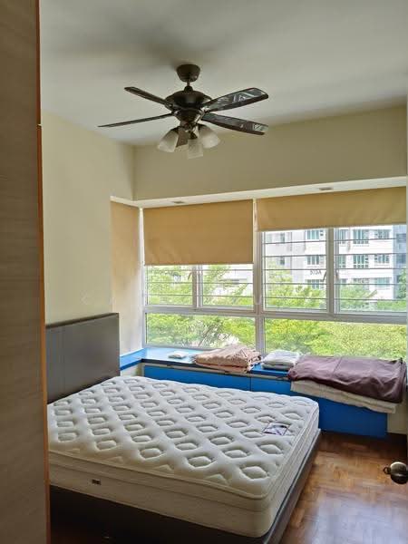 La Casa, 64 Woodlands Drive 16, 3 Bedrooms, 1,184 sqft, Condominium For Rent, by Carol Kuan, 22290245 - PropertyGuru.com.sg