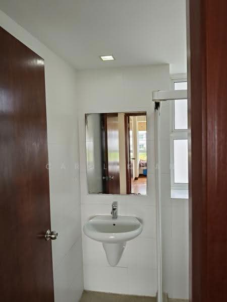 La Casa, 64 Woodlands Drive 16, 3 Bedrooms, 1,184 sqft, Condominium For Rent, by Carol Kuan, 22290245 - PropertyGuru.com.sg