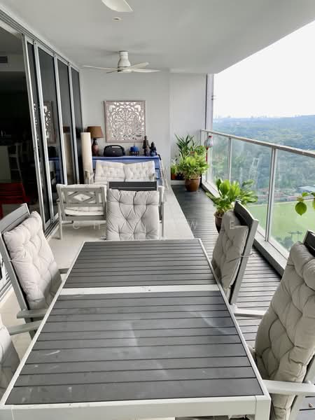 Sky @ Eleven, 7 Thomson Lane, 4 Bedrooms, 2,713 sqft, Condominium For Rent, by Chen Kwee Fong, 22290308 - PropertyGuru.com.sg