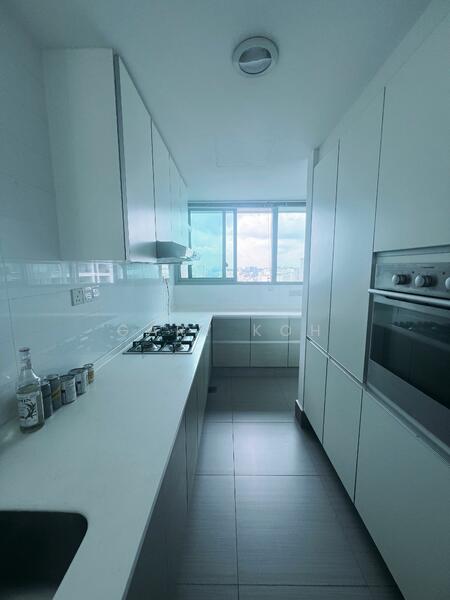 Regency Suites, 36 Kim Tian Road, 3 Bedrooms, 1,421 sqft, Apartment For Rent, by Gary Koh, 22290794 - PropertyGuru.com.sg