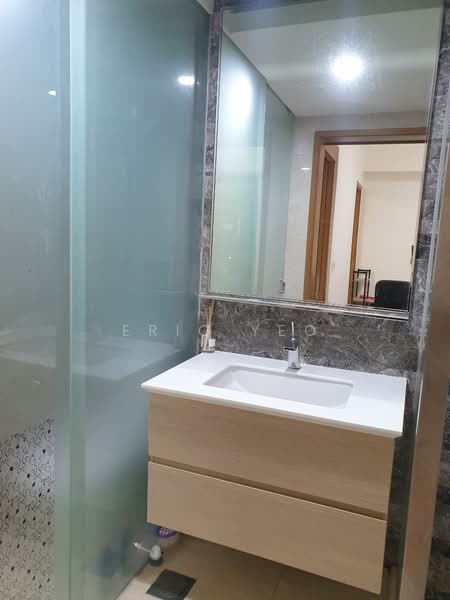 Watertown, 65 Punggol Central, 2 Bedrooms, 646 sqft, Condominium For Rent, by Eric Yeo, 22291613 - Bathroom - PropertyGuru.com.sg