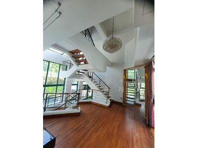 For Sale - Kew Crescent