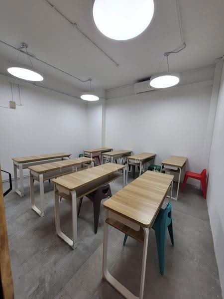 Oxley BizHub, 61 Ubi Road 1, Eunos / Geylang / Paya Lebar, 2,303 sqft, Light Industrial (B1) For Rent, by Shawn Thayalan, 22297840 - CommercialGuru.com.sg