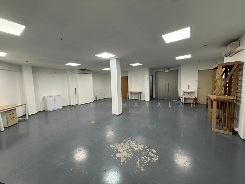 Oxley BizHub, 61 Ubi Road 1, 2,042 sqft, Light Industrial (B1) For Rent, by Shawn Thayalan, 22303801 - CommercialGuru.com.sg