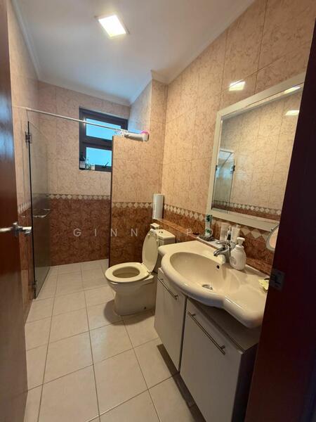 Common Bathroom