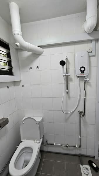412 Hougang Avenue 10, 412 Hougang Avenue 10, 2 Bedrooms, 785 sqft, HDB Flat For Rent, by Eugene Koh, 22328397 - PropertyGuru.com.sg