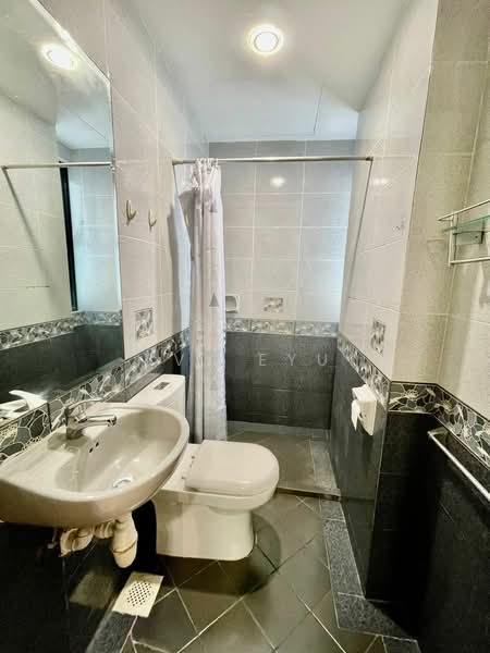 For Rent - Chiltern Park