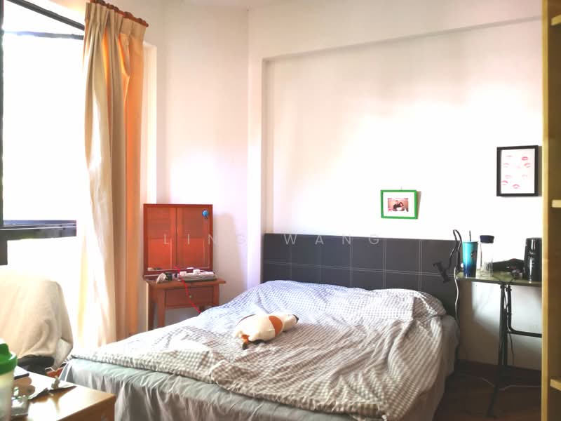 Simei Green Condominium, 1 Simei Street 4, 3 Bedrooms, 1,248 sqft, Condominium For Rent, by LING WANG, 22334459 - PropertyGuru.com.sg