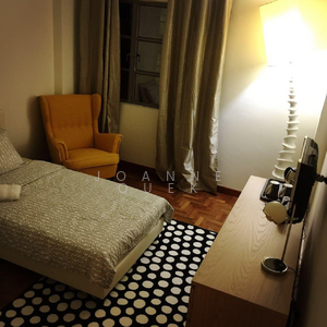 For Rent - The Riverside Piazza