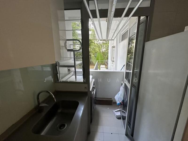 CityLife @ Tampines, 51 Tampines Central 7, Pasir Ris / Tampines, 2 Bedrooms, 950 sqft, Executive Condominium For Rent, by Jialin Huang, 22336876 - Balcony - PropertyGuru.com.sg