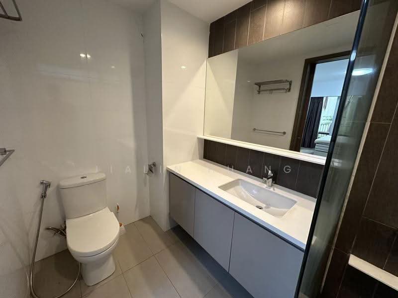 CityLife @ Tampines, 51 Tampines Central 7, Pasir Ris / Tampines, 2 Bedrooms, 950 sqft, Executive Condominium For Rent, by Jialin Huang, 22336876 - Bathroom - PropertyGuru.com.sg