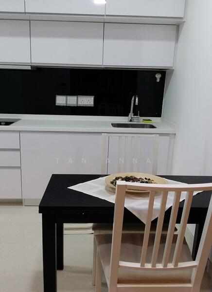 Centra Studios, 25 Lorong 25 Geylang, Eunos / Geylang / Paya Lebar, 1 Bedroom, 484 sqft, Condominium For Rent, by Tan Anna, 22340624 - Dining area - PropertyGuru.com.sg