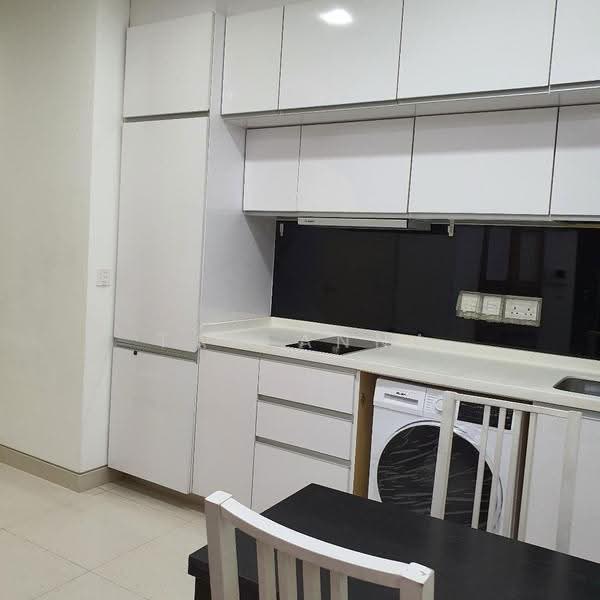 Centra Studios, 25 Lorong 25 Geylang, Eunos / Geylang / Paya Lebar, 1 Bedroom, 484 sqft, Condominium For Rent, by Tan Anna, 22340624 - Kitchen & dining area - PropertyGuru.com.sg