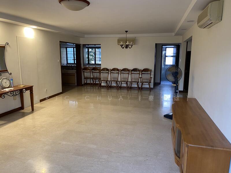 Space & Luxury, furniture as seen 6 chairs, T console, side console and wall mirror 