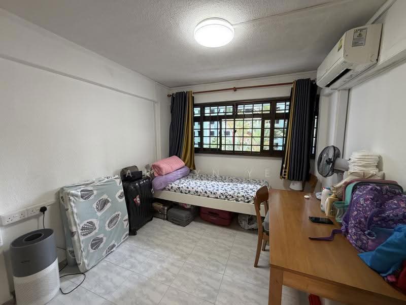 129 Kim Tian Road, 129 Kim Tian Road, Alexandra / Commonwealth, 3 Bedrooms, 947 sqft, HDB Flat For Rent, by Marilyn Yee, 22342476 - Bedroom 2 - PropertyGuru.com.sg