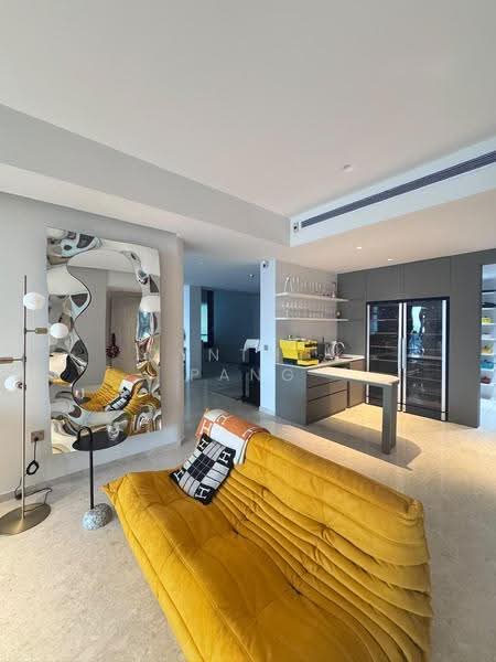 Marina Bay Suites, 3 Central Boulevard, Boat Quay / Raffles Place / Marina, 4 Bedrooms, 2,681 sqft, Apartment For Rent, by Cynthia Pang, 22348382 - Living Room - PropertyGuru.com.sg