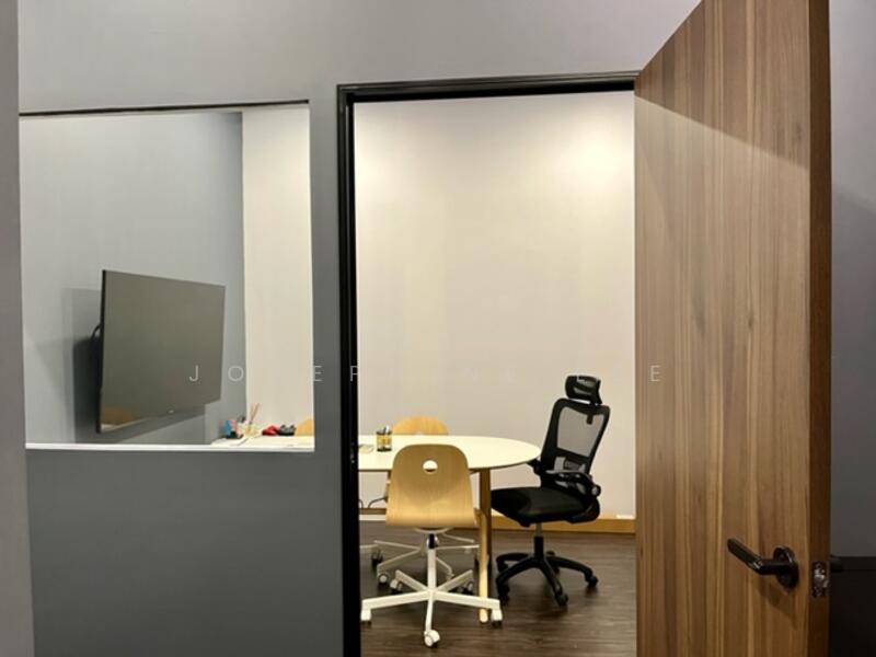 CT Hub 2, 114 Lavender Street, 1,066 sqft, Light Industrial (B1) For Rent, by Josephine Lee, 22348440 - Meeting Room - CommercialGuru.com.sg