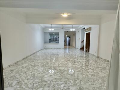 For Rent - Hillcrest Semi D