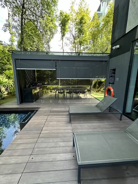 For Rent - The Orient