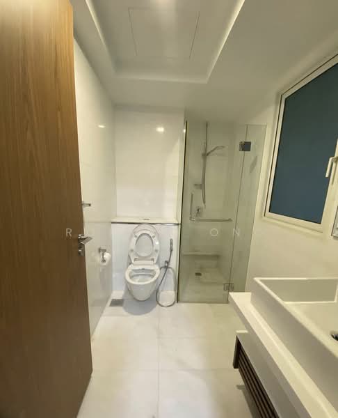 Suites at Orchard, 38 Handy Road, 2 Bedrooms, 753 sqft, Condominium For Rent, by Roland Ong, 22361344 - PropertyGuru.com.sg