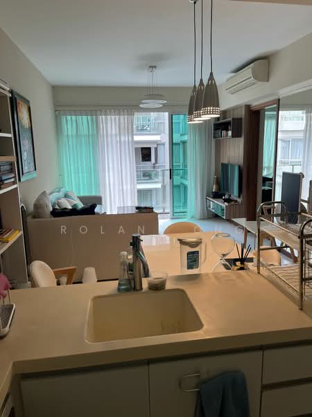 Suites at Orchard, 38 Handy Road, 2 Bedrooms, 753 sqft, Condominium For Rent, by Roland Ong, 22361344 - PropertyGuru.com.sg