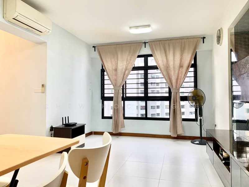 547D Segar Road, 547D Segar Road, 2 Bedrooms, 721 sqft, HDB Flat For Rent, by Chew Hock Ngee, 22367870 - PropertyGuru.com.sg