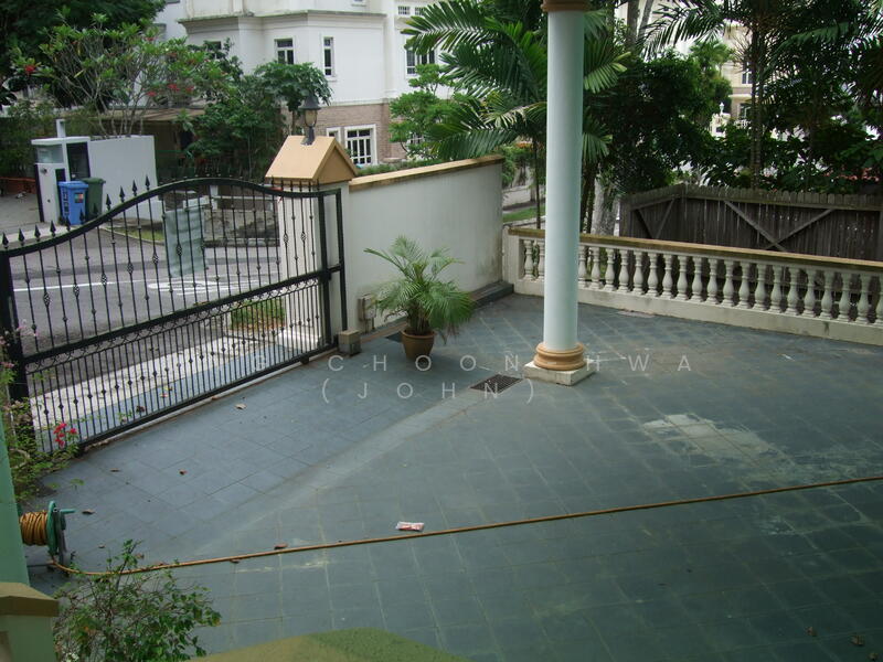 Oriole Crescent, Raffles Park, Oriole Crescent, Newton / Novena, 6 Bedrooms, 6,500 sqft, Bungalow House For Sale, by Ong Choon-Hwa (John), 22368440 - Two-car garage with auto-gate. - PropertyGuru.com.sg