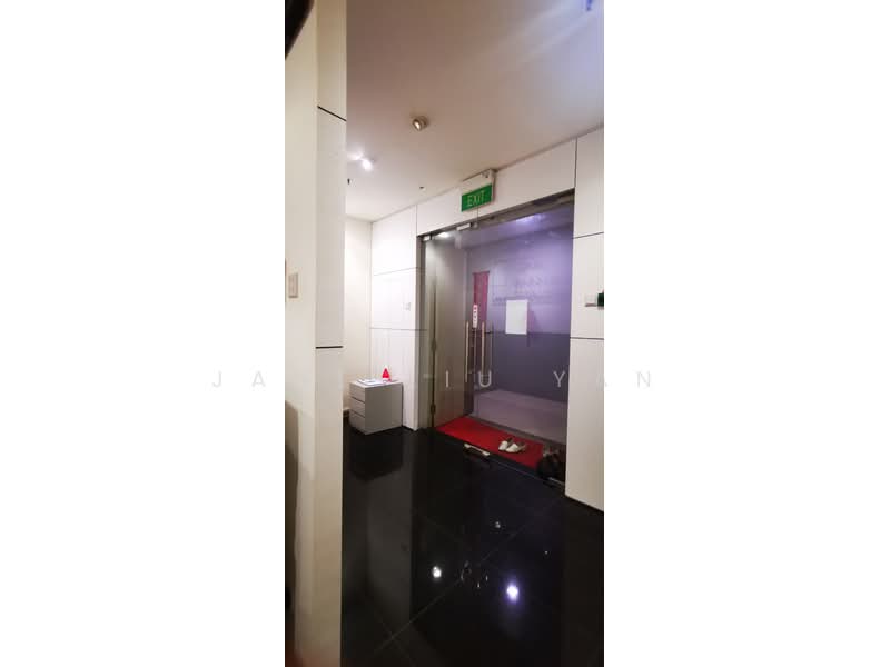 Midview City, 20 Sin Ming Lane, 1,496 sqft, Light Industrial (B1) For Rent, by Jane Liu Yan, 22373083 - entrence - CommercialGuru.com.sg