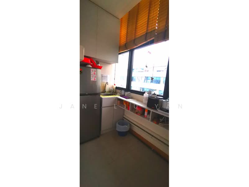 Midview City, 20 Sin Ming Lane, 1,496 sqft, Light Industrial (B1) For Rent, by Jane Liu Yan, 22373083 - pantry - CommercialGuru.com.sg