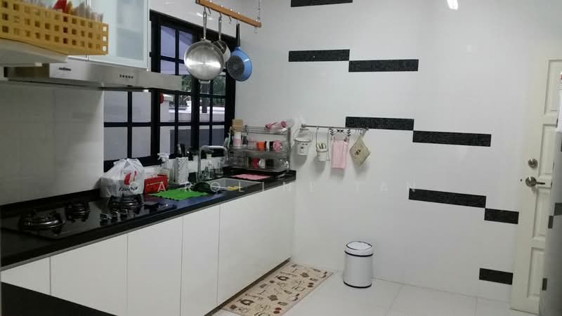La Quinta Park, 4 Chuan Walk, 4 Bedrooms, 3,500 sqft, Terraced House For Rent, by Caroline Tan, 22375187 - PropertyGuru.com.sg