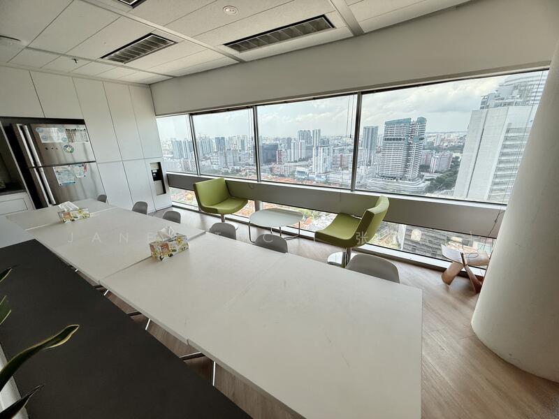 Gateway East, 152 Beach Road, 11,645 sqft, Office For Rent, by Janet Tsc ( 张曉菁 ), 22383693 - CommercialGuru.com.sg