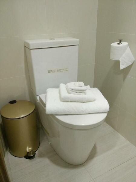 Lakeville, 1 Jurong Lake Link, 2 Bedrooms, 732 sqft, Condominium For Rent, by Jay Ting, 22389207 - PropertyGuru.com.sg