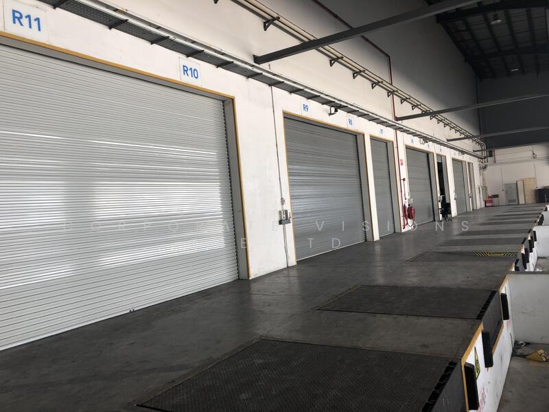 Corporate Building aircon production space with fitted office 52000sqft