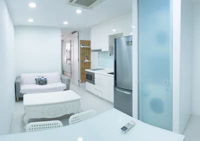 For Rent - Spacious renovated 1 bedroom apartment